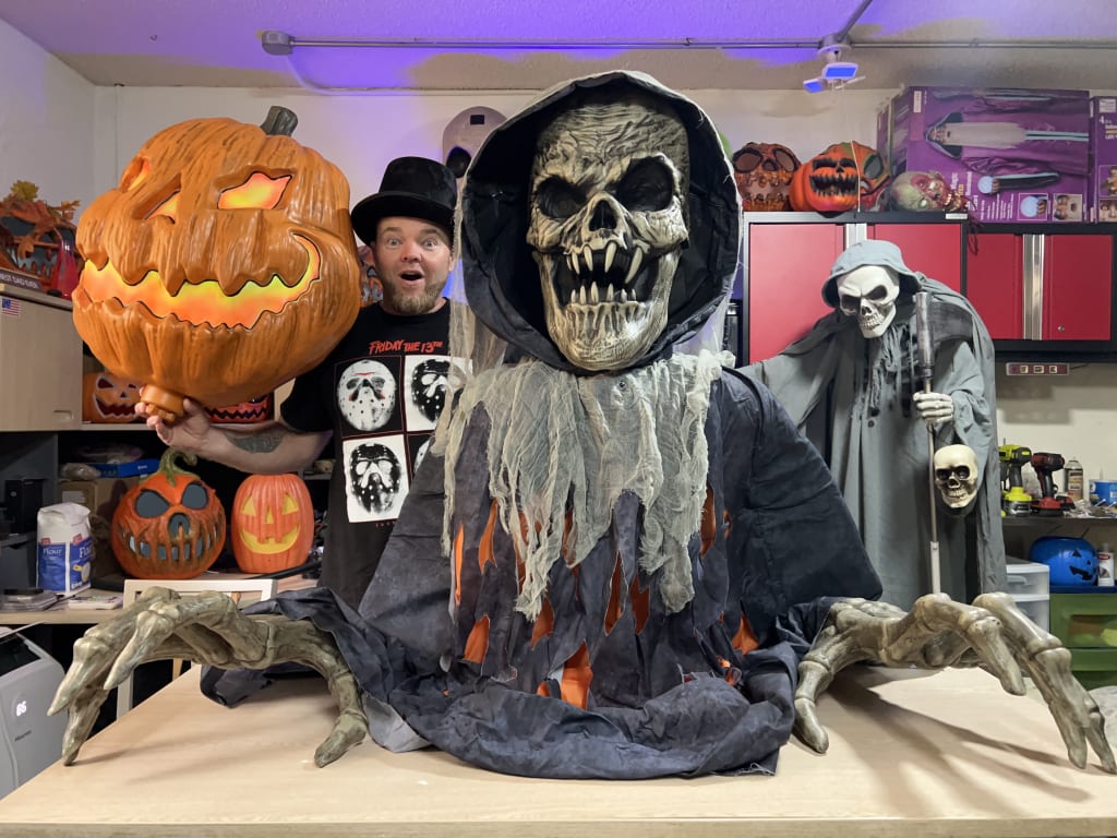 4 Ft 7 In Demonic Gatekeeper Animatronic