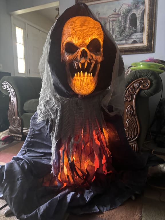 4 Ft 7 In Demonic Gatekeeper Animatronic