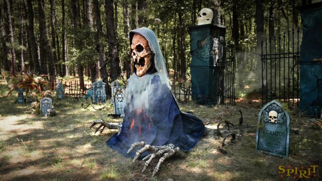 4 Ft 7 In Demonic Gatekeeper Animatronic